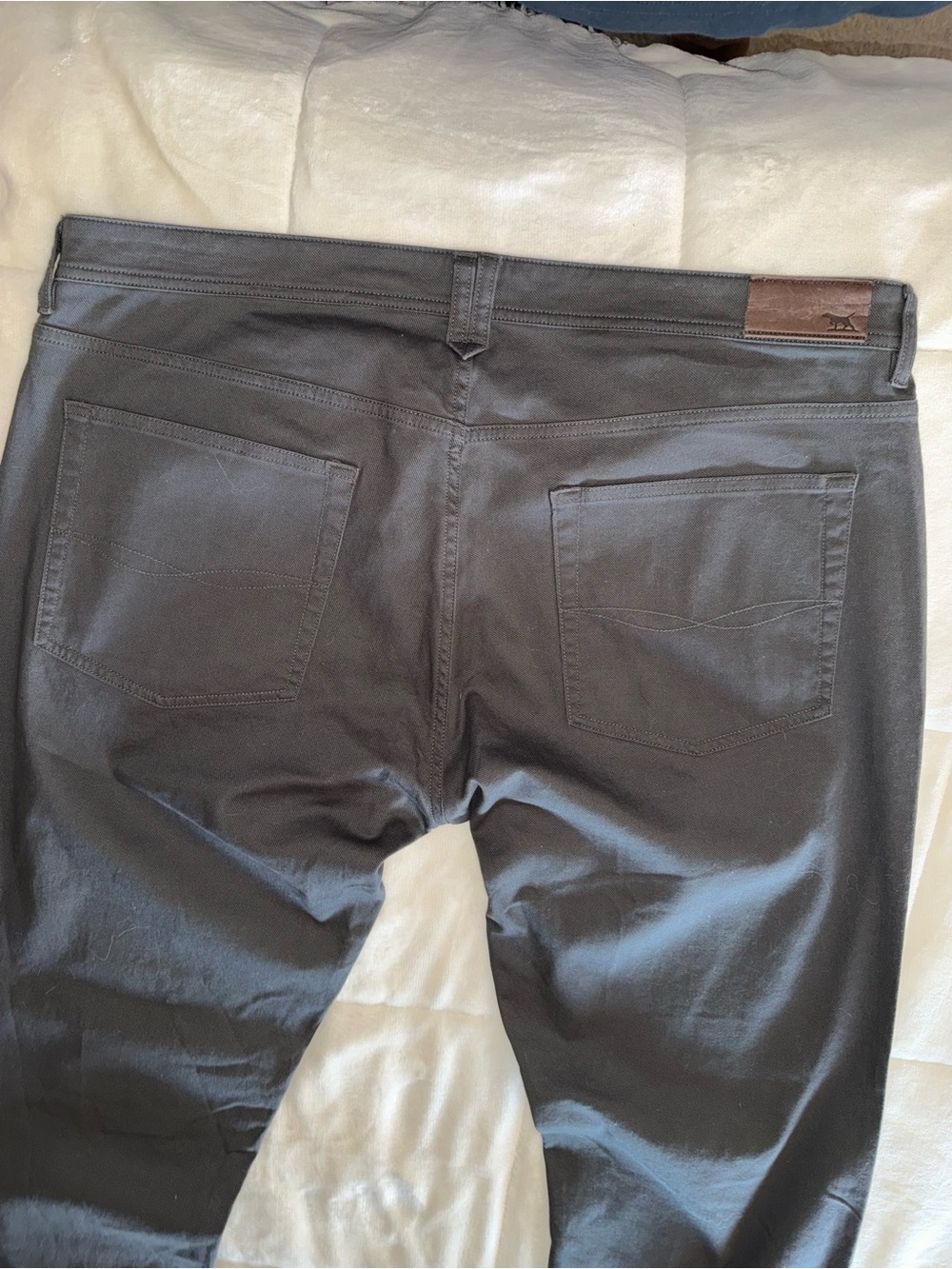 Rodd & Gunn Straight Leg Jeans. Size 40 x 32 - Picture 8 of 13